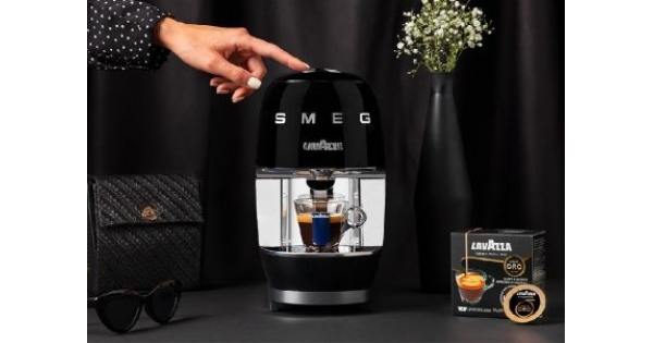 Кафемашина LAVAZZA A MODO MIO My Way SMEG Черен-1
